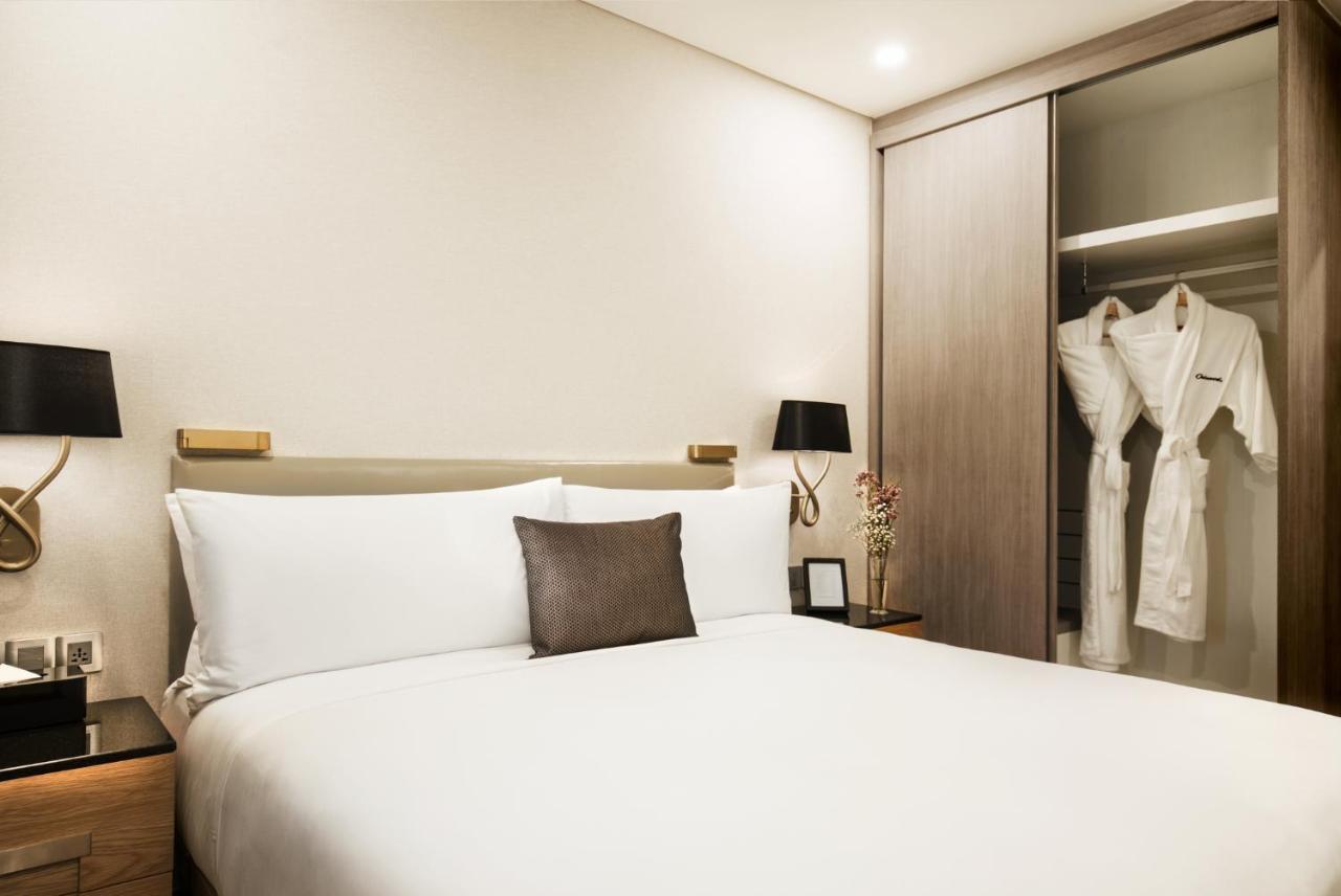 Oakwood Residence Saigon Ho Chi Minh City Exterior photo