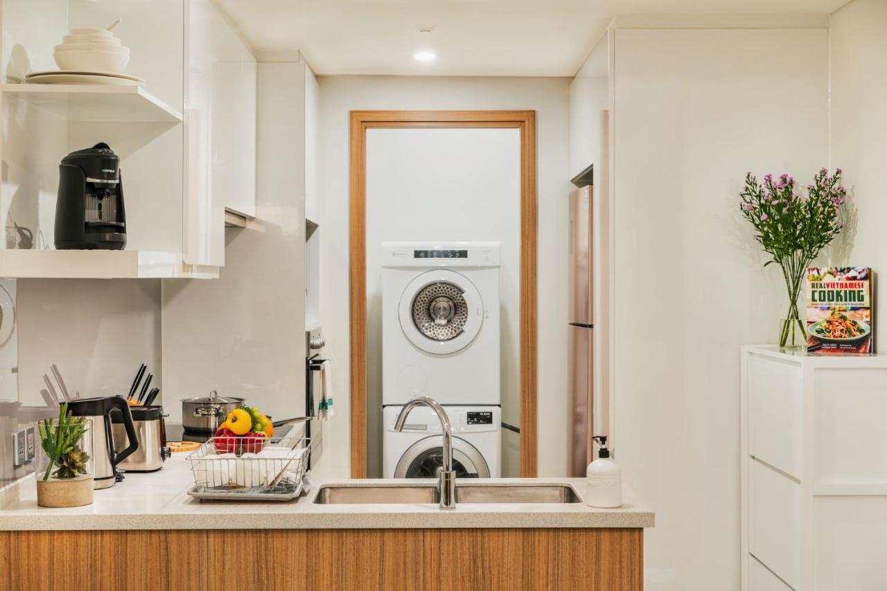 Oakwood Residence Saigon Ho Chi Minh City Exterior photo