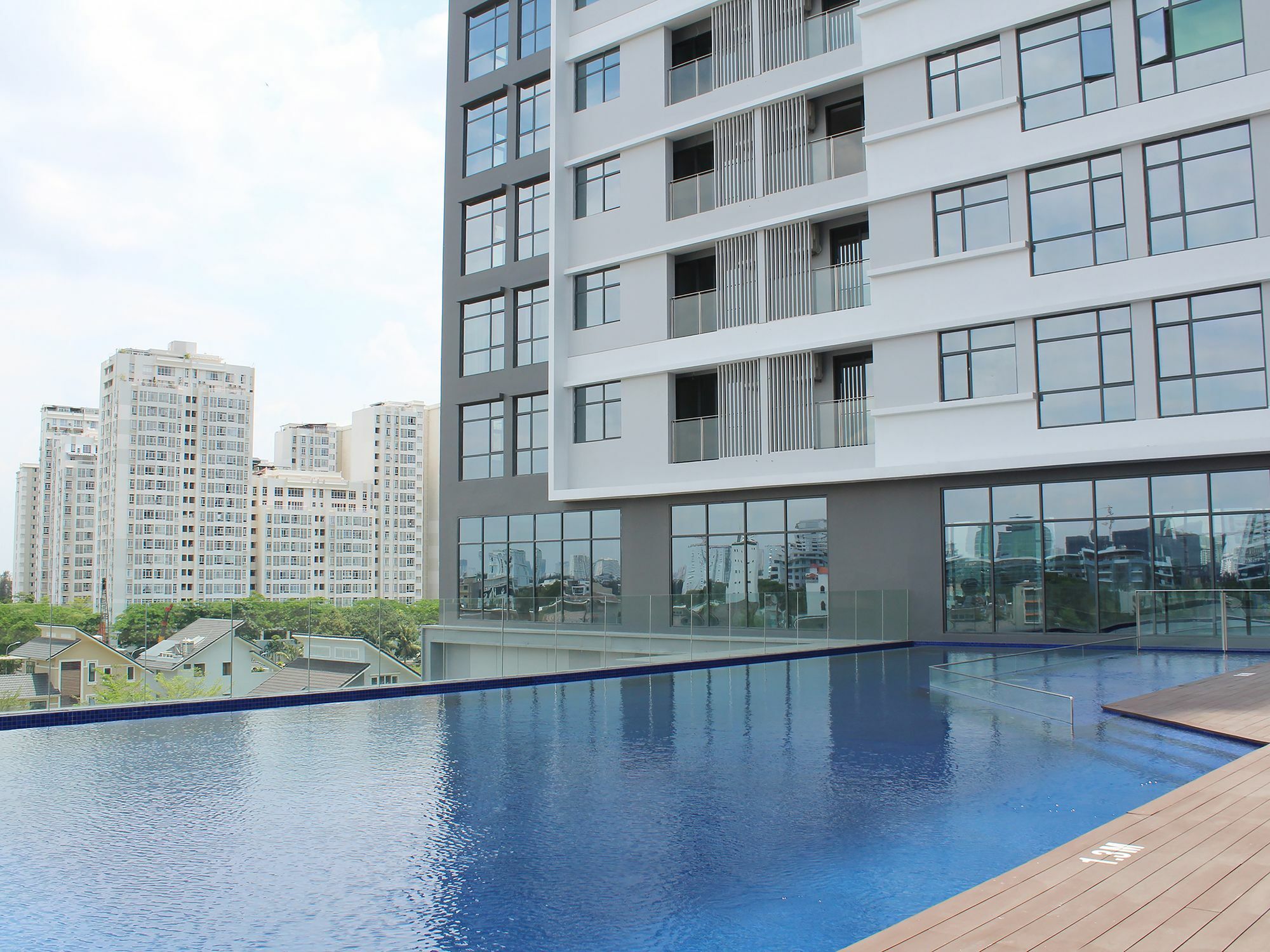 Oakwood Residence Saigon Ho Chi Minh City Exterior photo